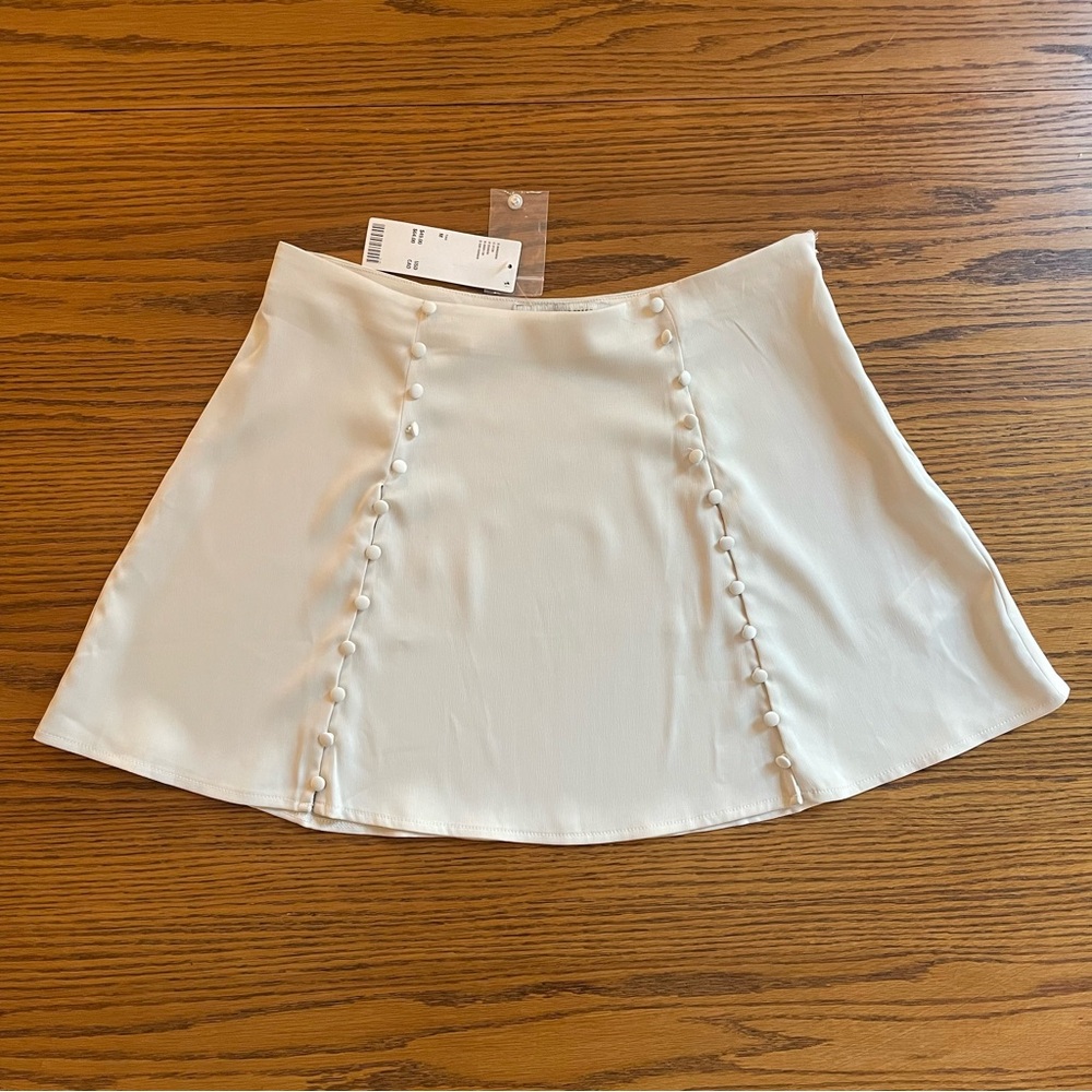 NWT Urban Outfitters Women's Satin Button Front Mini Skirt Size M White Cream